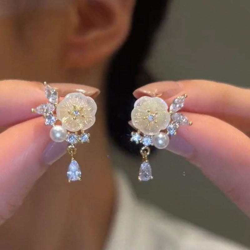 Fashion French Pearl Flower Earrings For Women