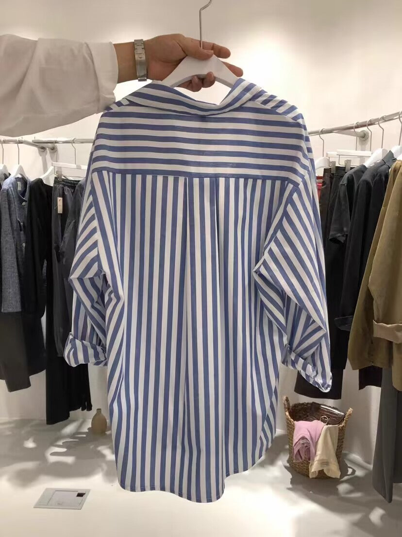Vertical Striped Long-sleeved Shirt